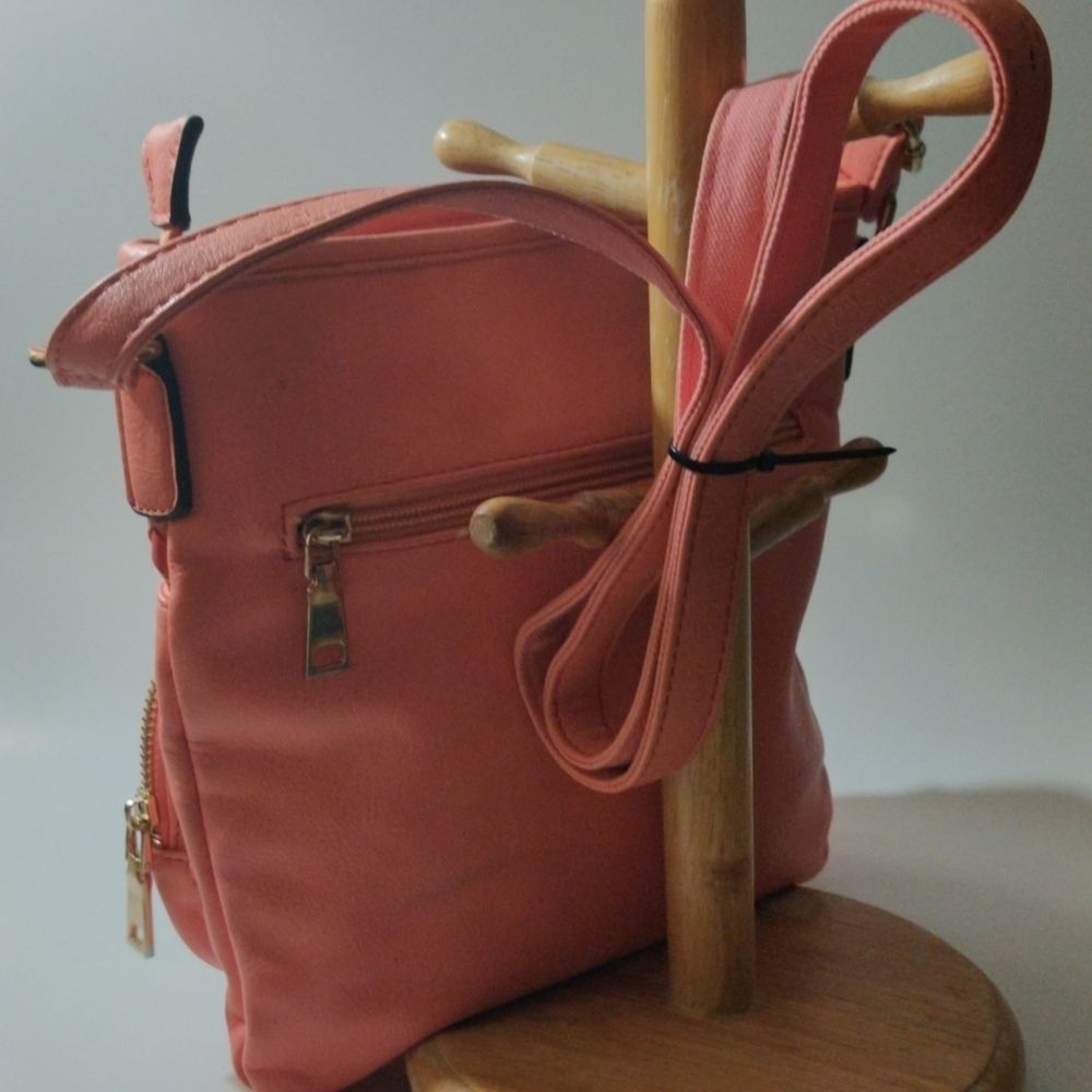 Sundae Sky Pink Cute Crossbody - Picture 4 of 11